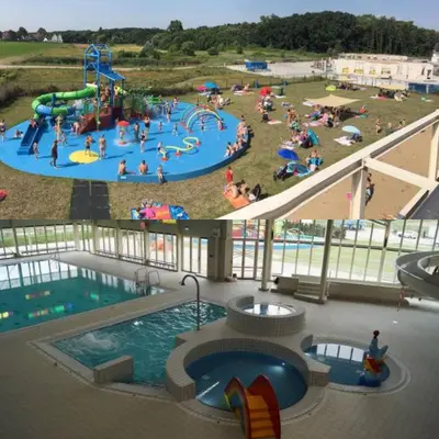a group of people at a water park at Strandhuis aan zee in Noordwijk