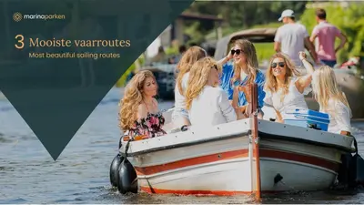 a group of girls on a boat in the water at MarinaPark Residentie Nieuw Loosdrecht in Loosdrecht