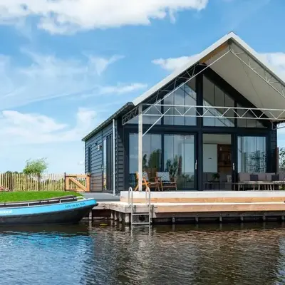4 to 6 persons Tulpenacker waterfront
