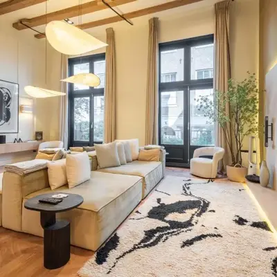 Newly renovated luxurious 200 SQM loft in city centre