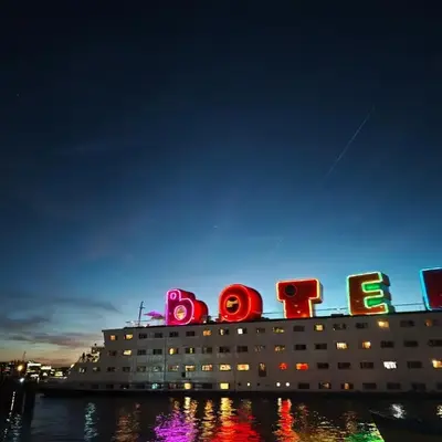 Botel