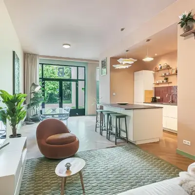 Stylish apartment next to the Amstel River - Unit B