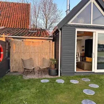 Tiny house of Picasso