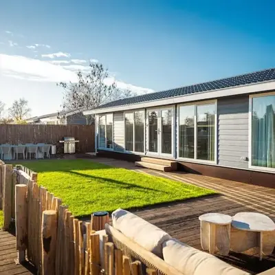 Waterfront tiny home with spacious garden