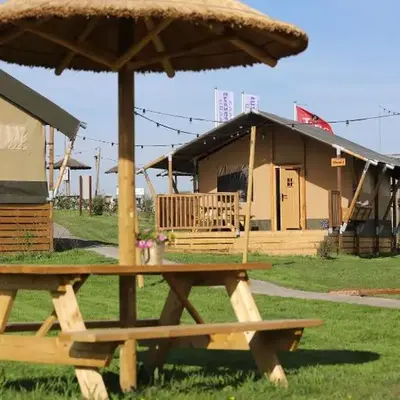 Safari Lodges XL