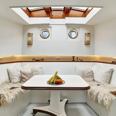 Your Houseboat Amsterdam