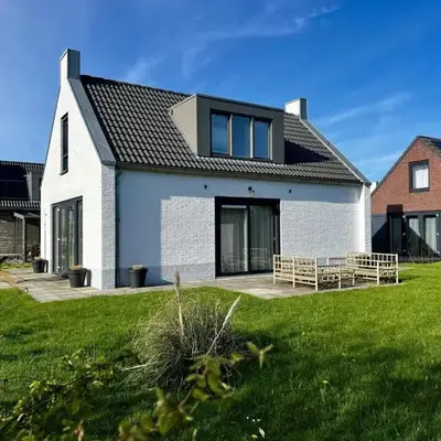 Stunning villa near beaches and golf course