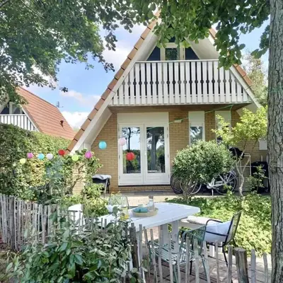 Holiday home in Burgerbrug for family