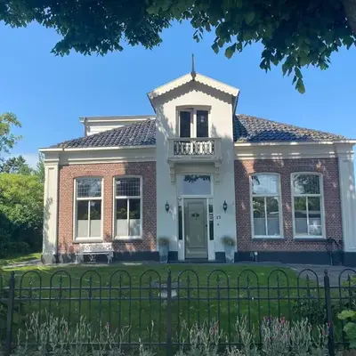Villa free standing 25 min Amsterdam 10 min beach