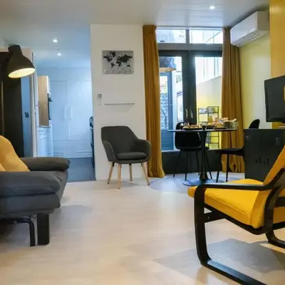 B&B Sunflower Leiden