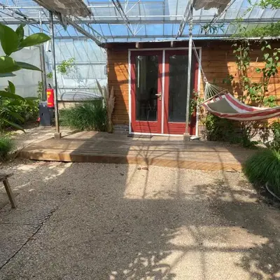 Unique Tiny House close to Ams Airport with Hottub