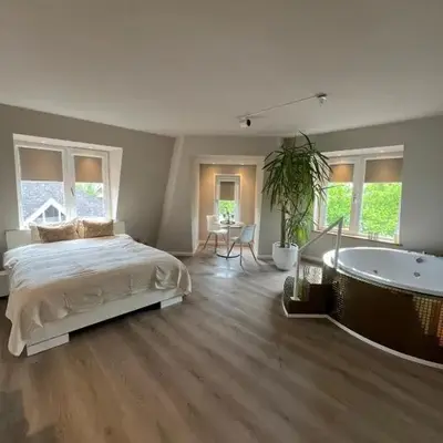 Luxury Private Spa with golden bath