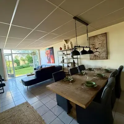 Holiday Home de Binnengouw incl Hottub