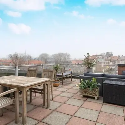 Zaan City Deck