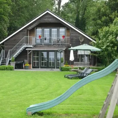 Holiday Home in Noordbeemster with Bubble Bath