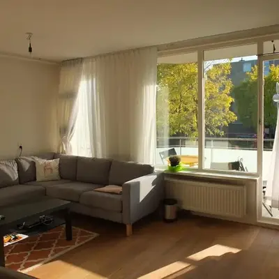 Cozy 2 Bedroom Home Away from Home