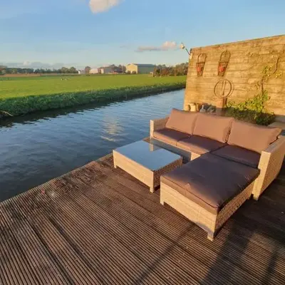 Holiday Home Chalet op Zee by Interhome