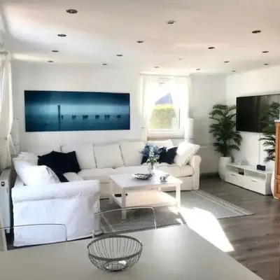 Holiday Home Haus DE BLAUWE REIGER by Interhome
