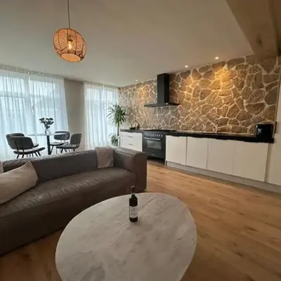 Romantic jacuzzi suite in the city center