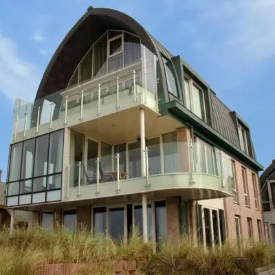 Apartment De Zeeparel by Interhome