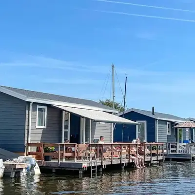 Awesome Home In Breukelen