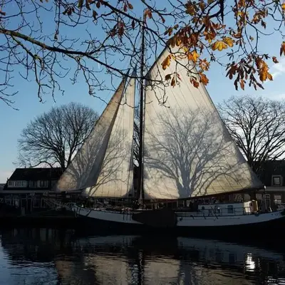 Zeilschip De Vrouw Dina