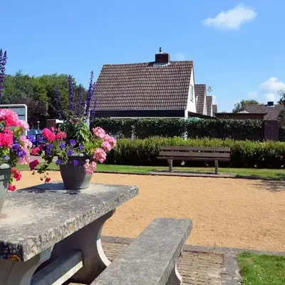 Holiday Home in Noordwijkerhout by Lake