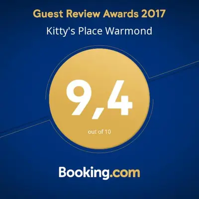 a yellow circle with the number on it at Kitty's Place Warmond in Warmond