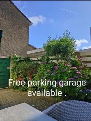 a free parking garage available in a garden at Yuki in Zandvoort