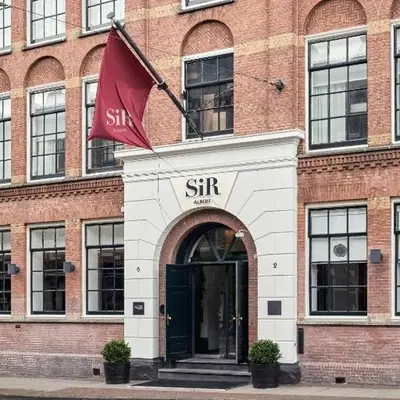 Sir Albert Hotel