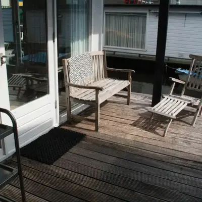 Houseboat Studio Sooki