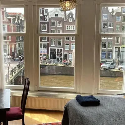 Canal View B&B Amsterdam