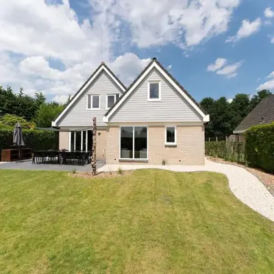 Villa in Zeewolde near Horsterwold Forest