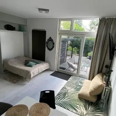 Canal Garden Apartment StayWell Amsterdam