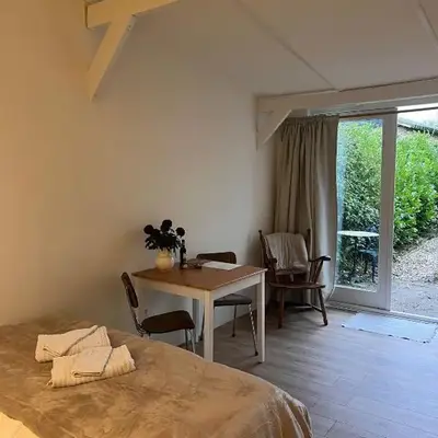Cozy tiny house close to Schiphol Ams Airport