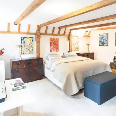 Bed & Breakfast of Art