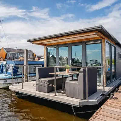 Harbour Lodge at Uitgeestermeer View