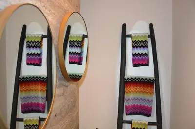 a pair of skis leaned up against a wall at 'Room Eleven' aan de Vecht in Vreeland