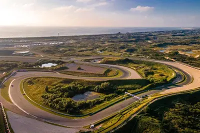 an aerial view of a winding road near the ocean at Studio 19 with private parking in Zandvoort