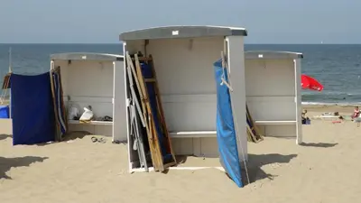 a couple of huts on the beach at Beachhouse Anna, 1 minute walk to the beach and centre of Katwijk, Free private parking next to the house ! in Katwijk aan Zee