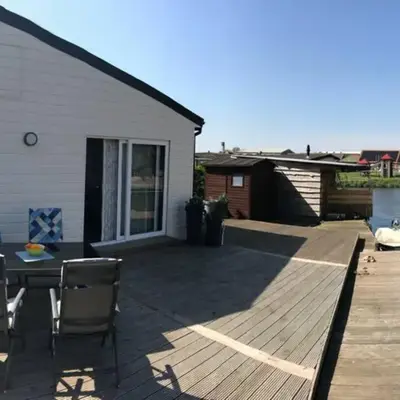 Ferienhaus Good Times mit eigenem Steg Ferienpark Vislust Ijsselmeer