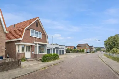 an empty street in a residential neighbourhood at Beachhouse Wijk aan Zee 6 guests near beach free parking in Wijk aan Zee