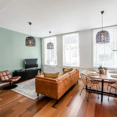 Casa by Sellas