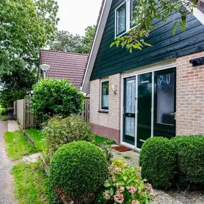 Bungalow 40 op Recreatiepark De Wielen