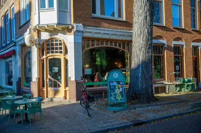 a bike parked in front of a building at Obrecht Welcome in Utrecht