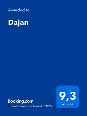 a screenshot of a cell phone with the text awarded to daniel travelling review awards at Studio Dajan in Almere